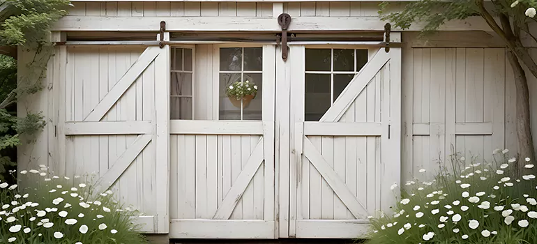 Rear Barn Door Repair in Rideau Heights, ON